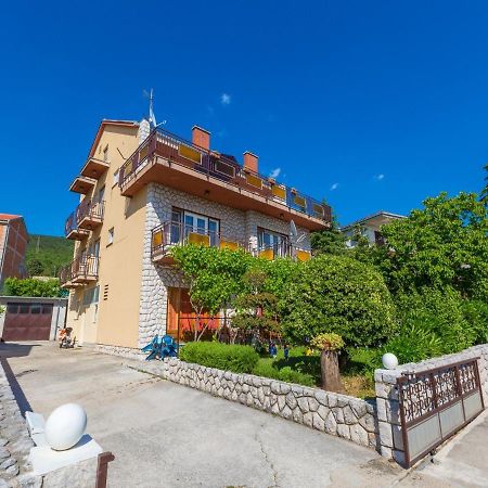 Apartments Davorka Crikvenica Kültér fotó