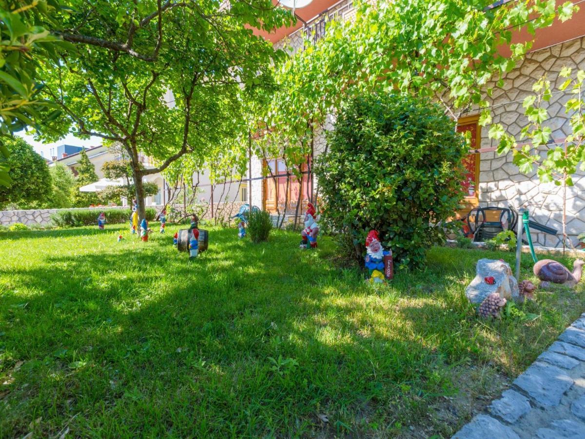 Apartments Davorka Crikvenica Kültér fotó