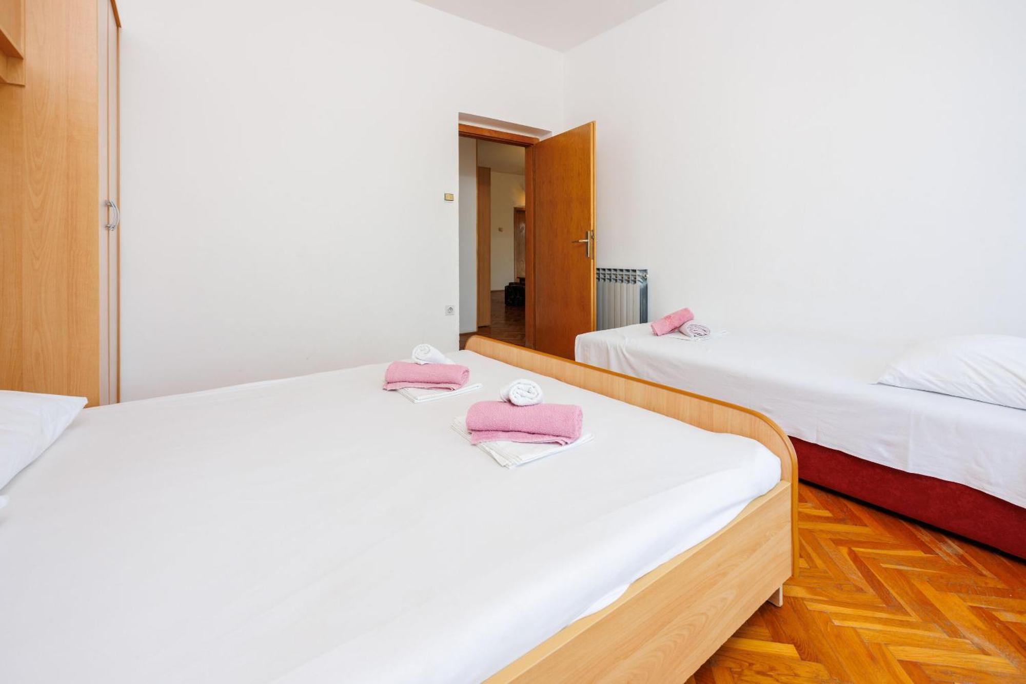 Apartments Davorka Crikvenica Kültér fotó