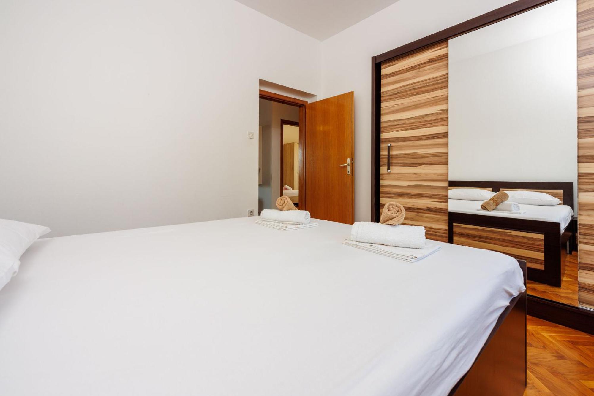 Apartments Davorka Crikvenica Kültér fotó