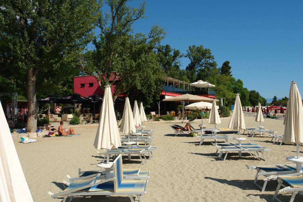 Apartments Davorka Crikvenica Kültér fotó